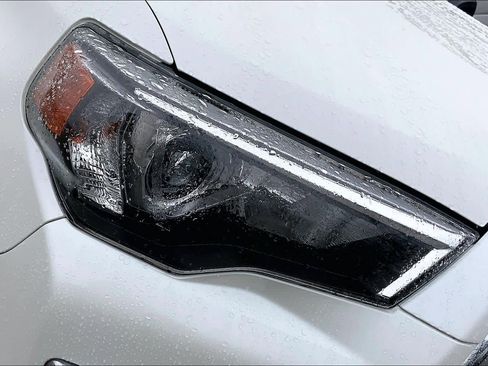 Used 2022 Toyota 4Runner Limited image 28