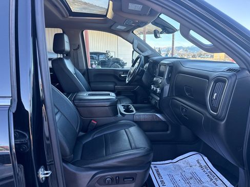 Used 2020 GMC Sierra 3500 Denali w/ Denali Ultimate Package image 10