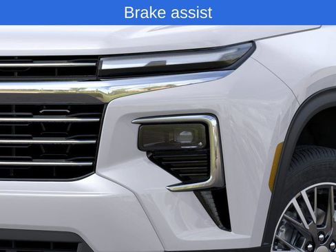 New 2025 Chevrolet Traverse LT w/ Driver Confidence Package image 10