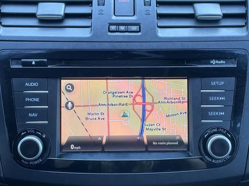 Used 2013 MAZDA MAZDA3 i Grand Touring FWD image 21