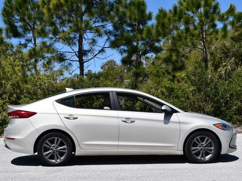 Used 2018 Hyundai Elantra SEL w/ Cargo Package image 29