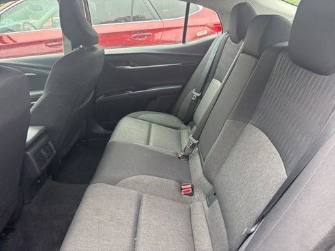 Used 2025 Toyota Camry LE FWD image 5