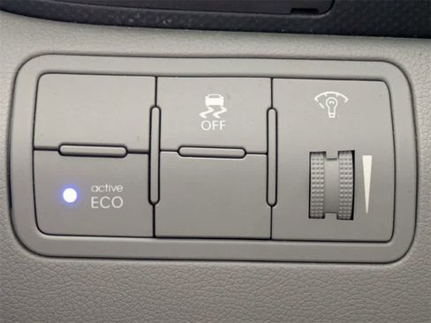 Used 2013 Hyundai Accent GLS image 23