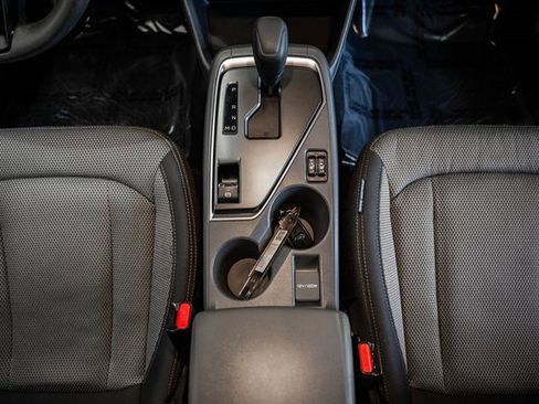 Used 2024 Subaru Crosstrek 2.0i Premium image 25