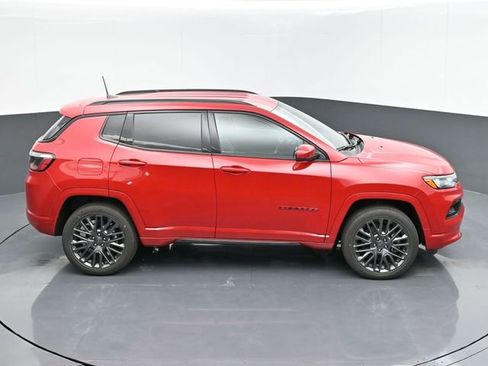 Used 2024 Jeep Compass Limited AWD/4WD image 34