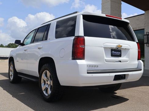 Used 2019 Chevrolet Tahoe LT w/ Max Trailering Package AWD/4WD image 3