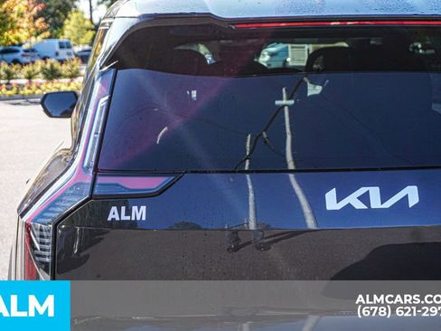 Used 2024 Kia EV9 Wind image 13