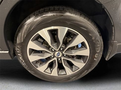 Certified 2025 Subaru Outback Limited w/ Popular Package #2 image 38