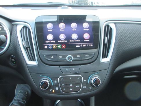 Used 2024 Chevrolet Malibu LT image 28