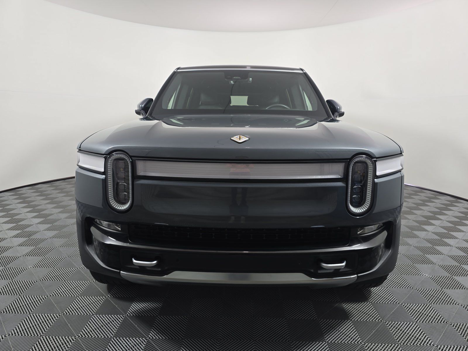 Used 2022 Rivian R1S Launch Edition Quad AWD/4WD image 8