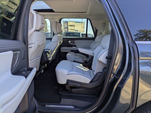 New 2026 Ford Expedition Max Platinum w/ Platinum Ultimate Package image 26