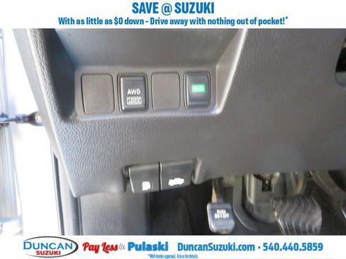 Used 2018 Nissan Rogue Sport S image 19