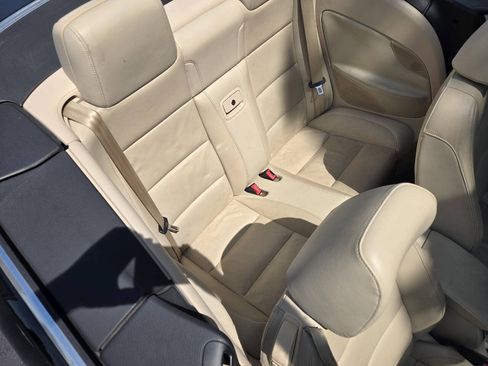 Used 2010 Volkswagen Eos Lux FWD image 22