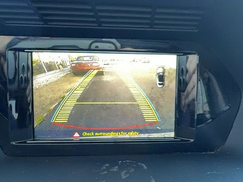 Used 2015 Mercedes-Benz GLK 350 4MATIC image 10