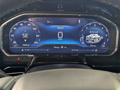 Used 2025 Chevrolet Silverado 1500 LT image 18