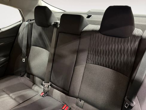 Used 2025 Toyota Camry LE w/ Convenience Package image 14