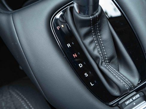 Used 2026 Honda HR-V LX image 31