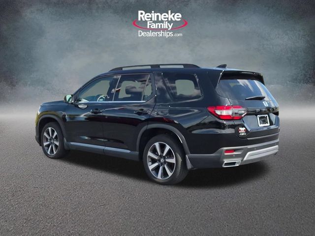 Used 2024 Honda Pilot Touring image 8