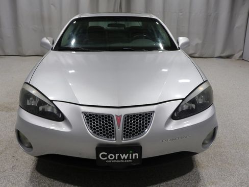 Used 2004 Pontiac Grand Prix GT2 w/ GT Sport Appearance Package FWD image 8