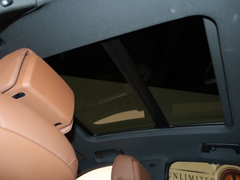 Used 2025 Audi Q5 Prestige AWD/4WD image 18