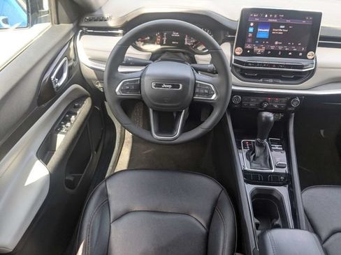 Used 2024 Jeep Compass Limited AWD/4WD image 17