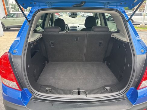 Used 2015 Chevrolet Trax LS AWD/4WD image 16