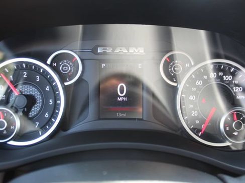 New 2026 RAM 2500 Tradesman AWD/4WD image 20