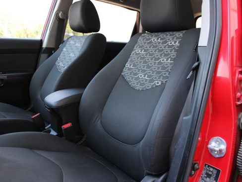 Used 2010 Kia Soul + w/ Audio Pkg FWD image 19