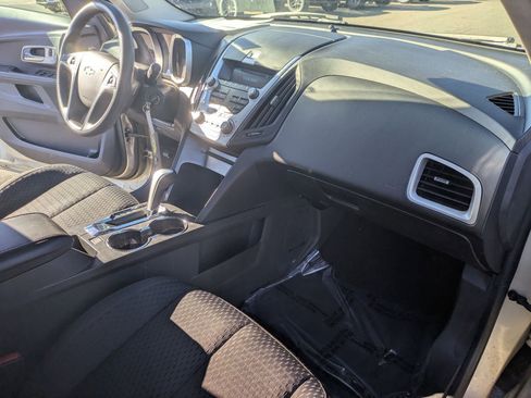 Used 2014 Chevrolet Equinox LS image 20