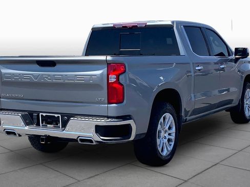 Used 2023 Chevrolet Silverado 1500 LTZ w/ LTZ Premium Package AWD/4WD image 13