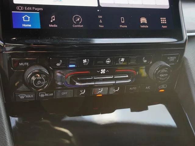 Certified 2023 Jeep Grand Cherokee L Overland w/ Luxury Tech Group IV AWD/4WD image 26