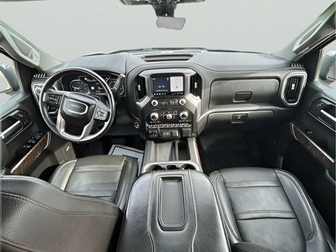 Used 2019 GMC Sierra 1500 Denali w/ Denali Ultimate Package AWD/4WD image 6