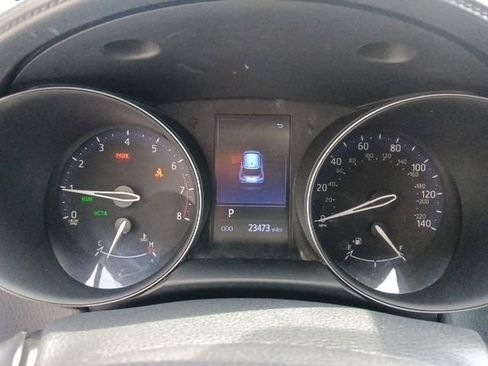 Used 2019 Toyota C-HR XLE FWD image 20