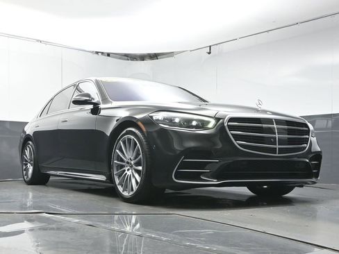 Used 2022 Mercedes-Benz S 580 S 580 image 31