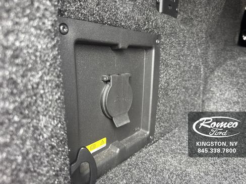 New 2025 Ford F150 Lariat w/ Equipment Group 502A High image 34