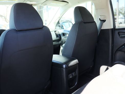 Used 2019 Chevrolet Colorado LT image 31