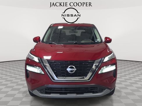 Used 2023 Nissan Rogue SV FWD image 2