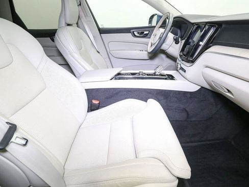 Used 2022 Volvo XC60 T8 Inscription w/ Advanced Package AWD/4WD image 21