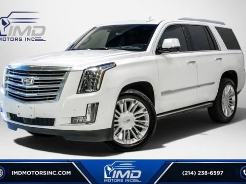 Used 2020 Cadillac Escalade Platinum RWD image 1