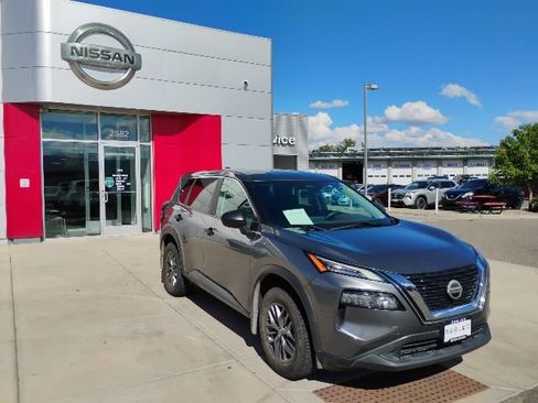 Used 2021 Nissan Rogue S AWD/4WD image 3