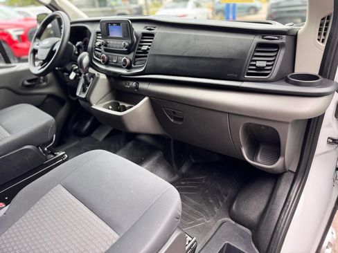 Used 2024 Ford Transit 250 Low Roof AWD w/ Exterior Upgrade Package image 25