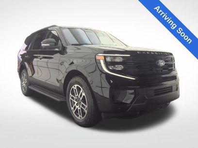 Used 2025 Ford Expedition Active