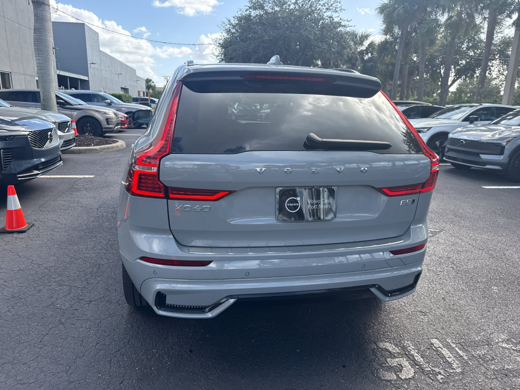 Used 2025 Volvo XC60 B5 Plus w/ Protection Package Premier AWD/4WD image 6