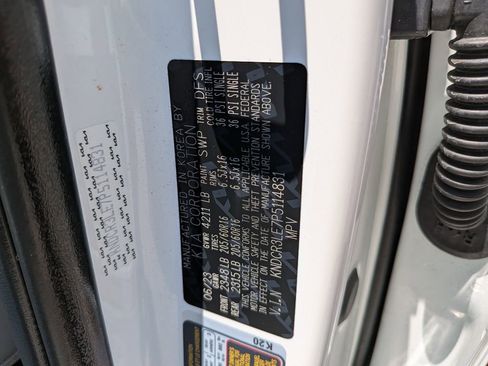 Certified 2023 Kia Niro EX FWD image 36