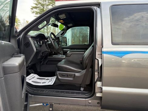 Used 2013 Ford F250 Lariat w/ Lariat Ultimate Pkg image 32