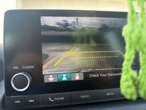 Used 2023 Honda HR-V Sport image 6