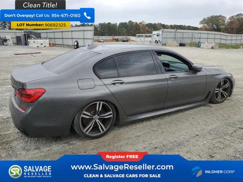 Used 2017 BMW 750i image 4