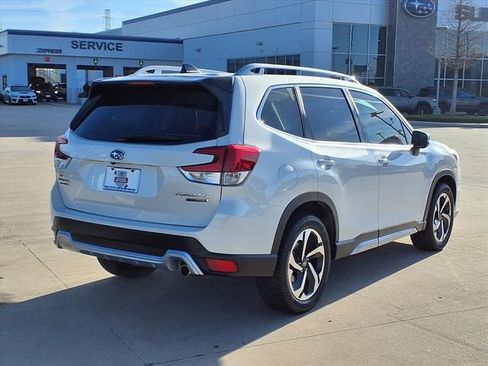 Certified 2024 Subaru Forester Touring AWD/4WD image 4