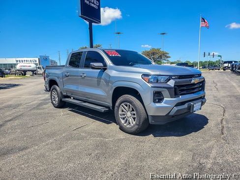 Certified 2023 Chevrolet Colorado LT w/ LT Convenience Package II AWD/4WD image 2