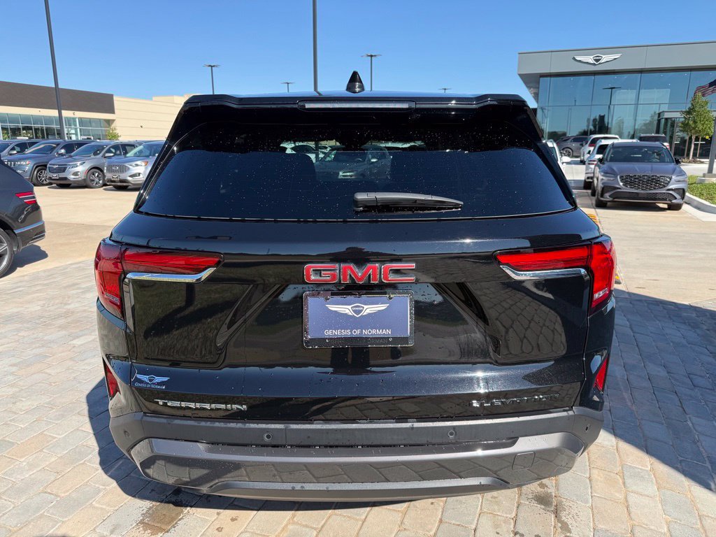 Used 2026 GMC Terrain Elevation FWD image 4